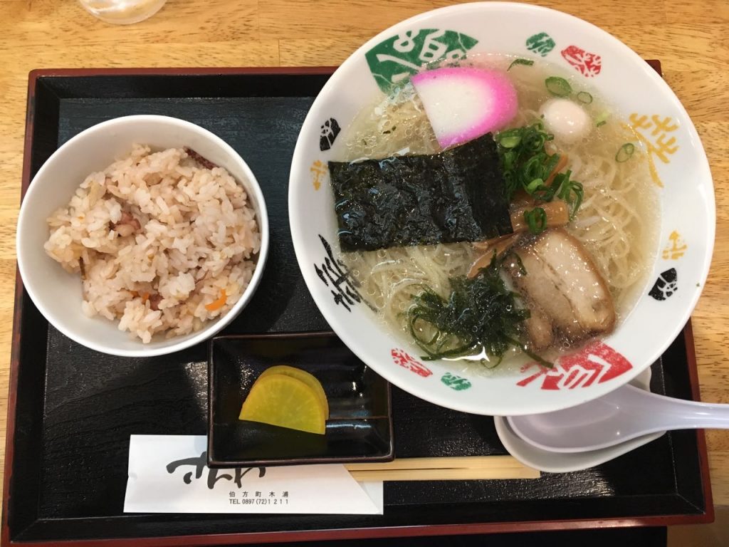 伯方の塩 のラーメン屋さん みとん今治