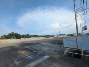 コメリ ハード&グリーン 更地2