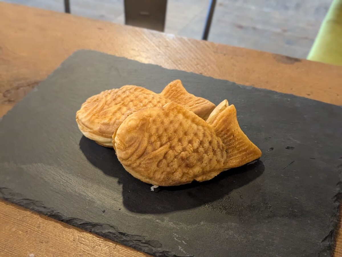 たい焼き PXL_20251114_033313440.