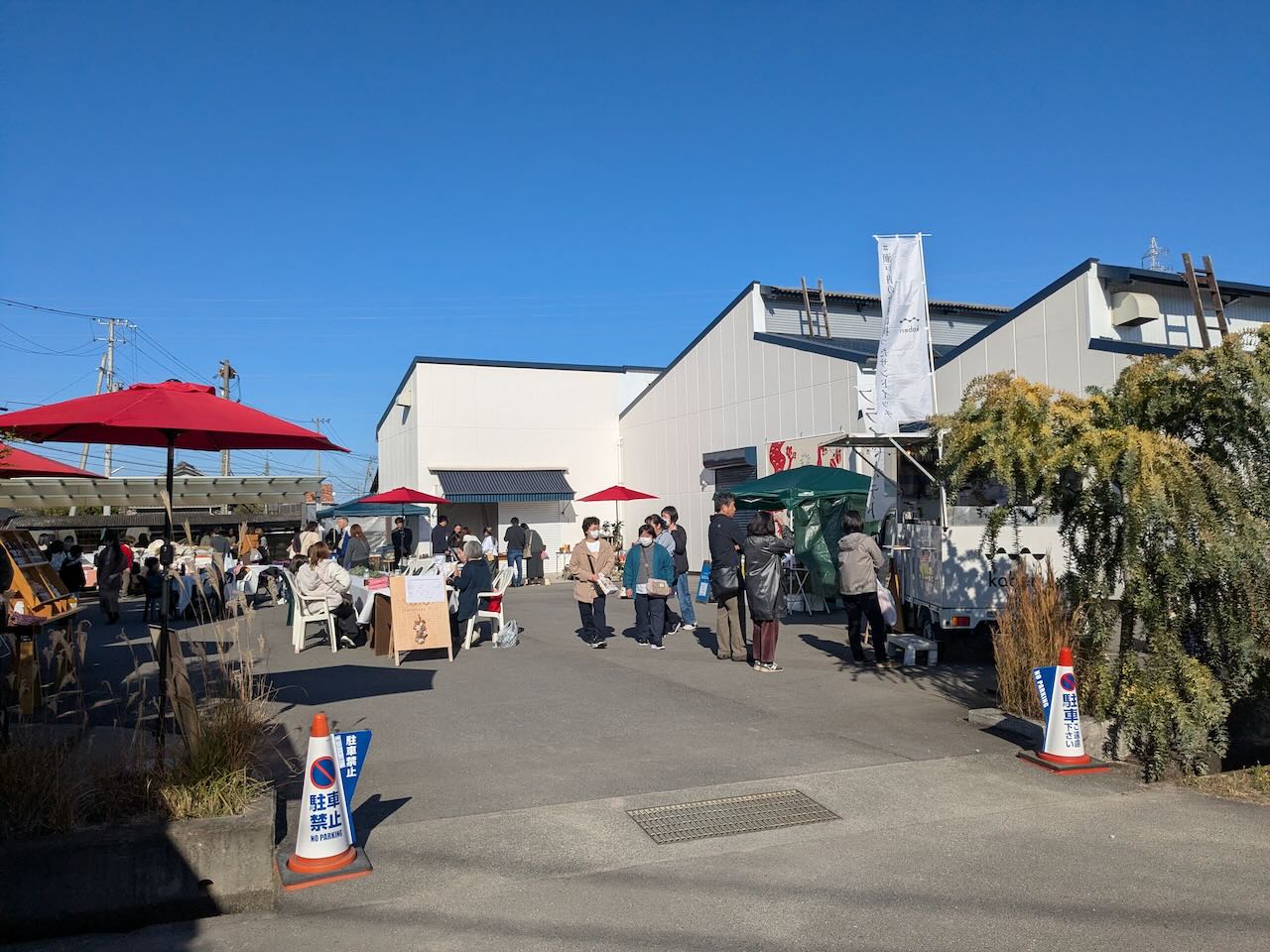 渡辺パイルクリスマスマーケット　入り口