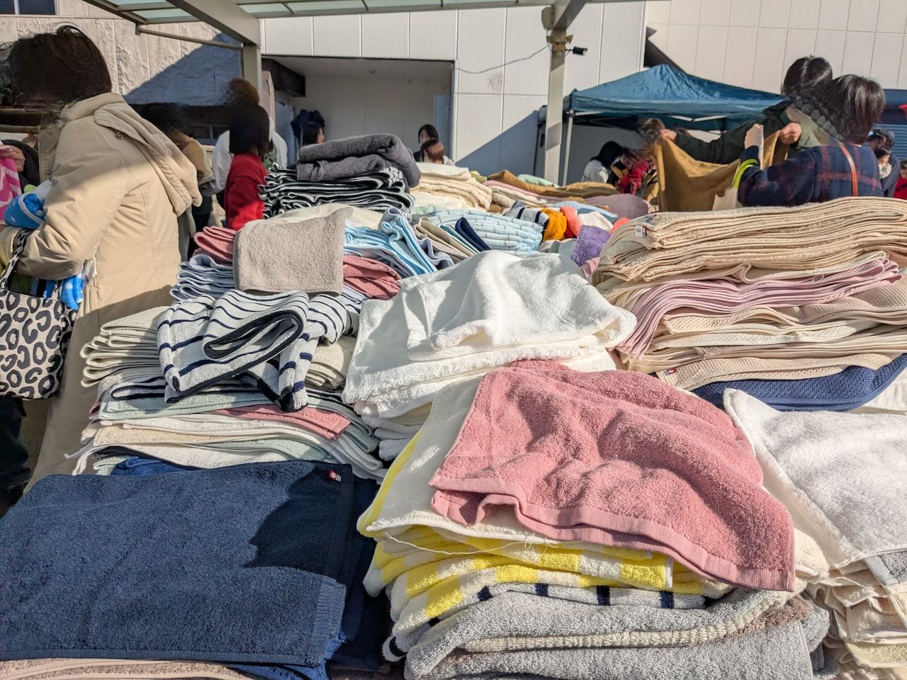 渡辺パイルのクリスマスマーケット　タオル1